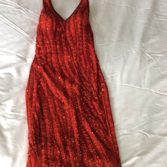 Red cocktail dress - Picture 3 of 5